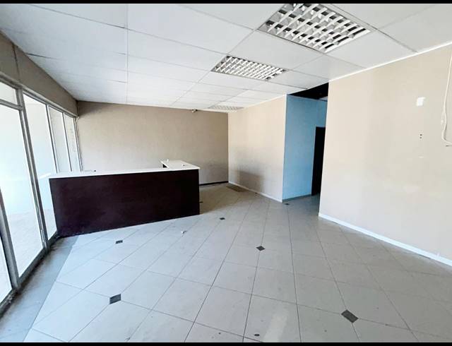 120M² OFFICE TO LET IN ISANDOVALE